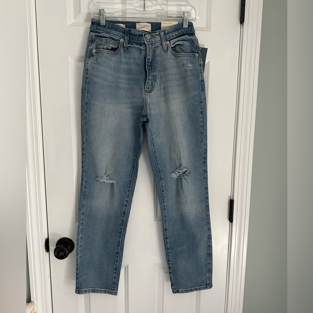 Universal Thread 90’s Slim High Rise